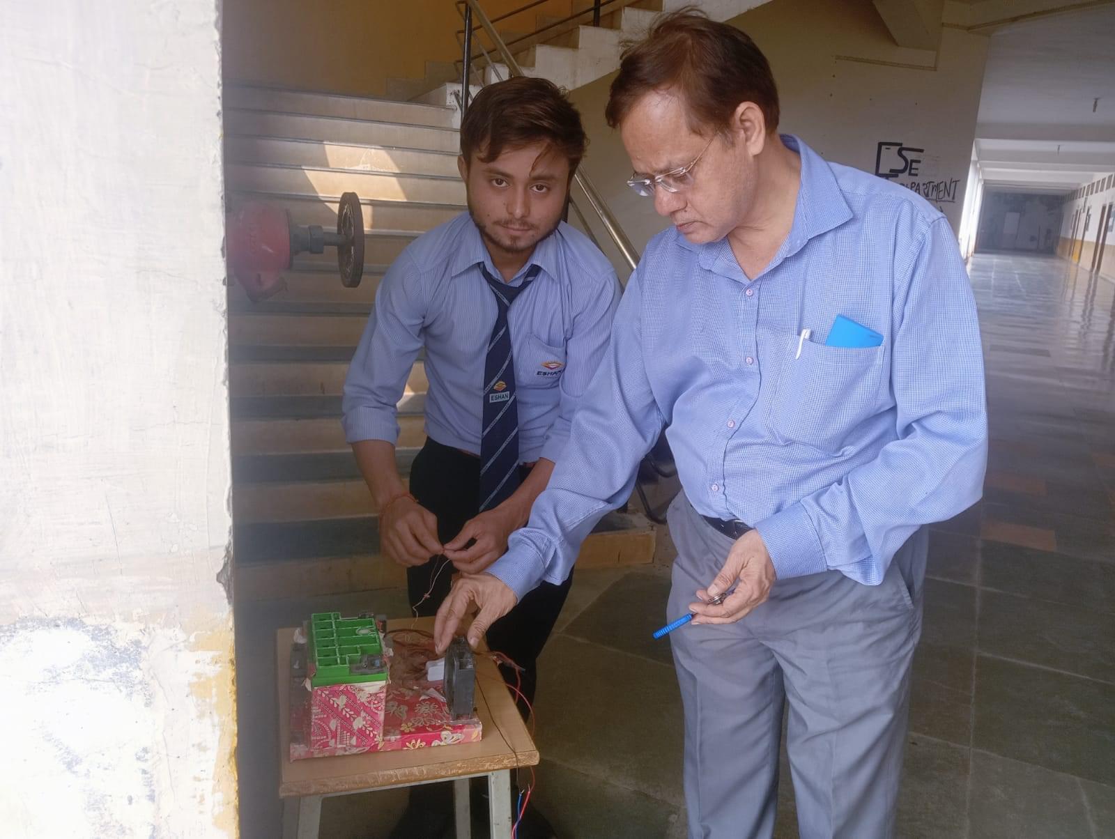 Eshan College of Engineering & Management Agra Labs photo 9